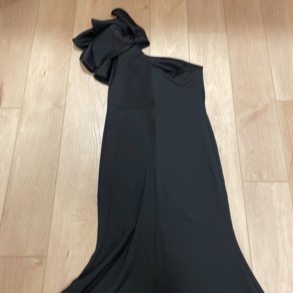 Sleeveless One Shoulder Ruffle High Split Dress - Picture 6 of 12